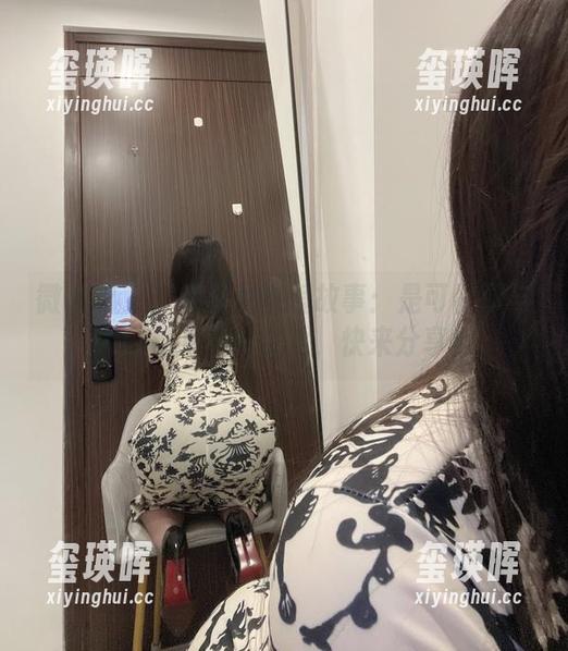 微密圈 - 图库里的可爱故事：是可馨耶与大白兔的奇妙冒险，快来分享！
