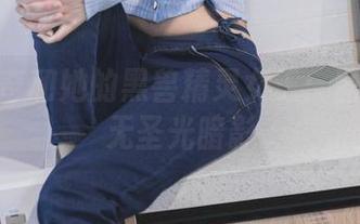 杏仁曲奇和她的黑兽精灵女王：图包里的无圣光暗影