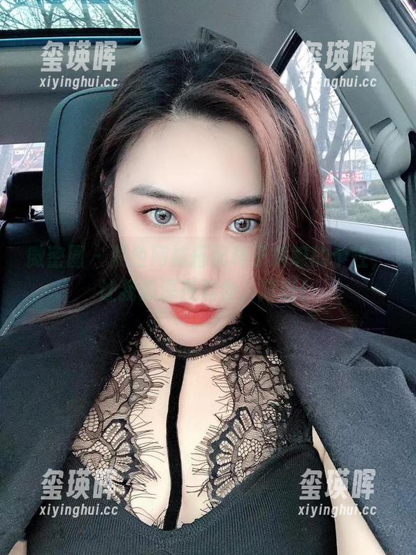 微密圈 - 紫色网袜搭配林子琳喵的个性，让我想深夜购物，哎呀！
