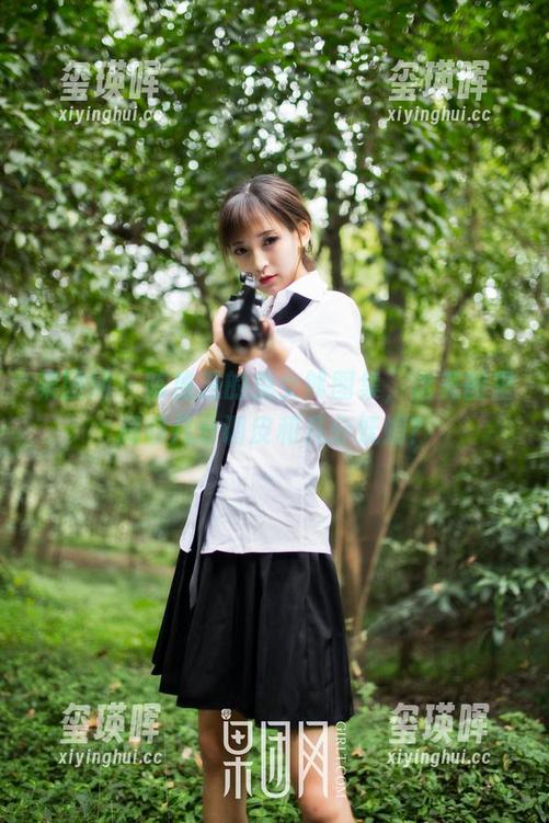 果团网-陈雅漫 果团网 - 陈雅漫的兔女郎图集,这美图里藏着几分调皮和几分妩媚?