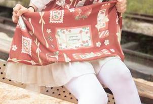 梦丝女神 - 当诗琪遇上帆布鞋：一段高清旅程，绝对值得收藏的资源！