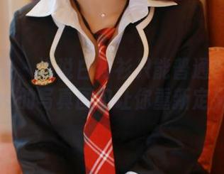 模范学院 - 谁说白衬衫只能普通？兜豆靓Youlina的写真图包让你重新定义时尚！