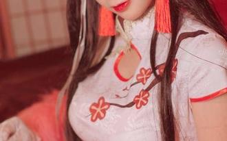 樱落Selena瑜伽宝典：无圣光，直逼你的内心世界
