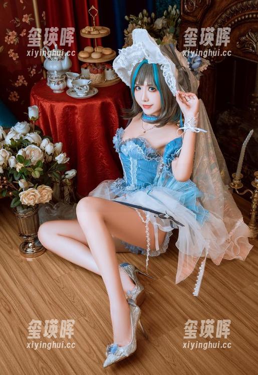 源纱希喵喵喵黑白合集：看得我忍不住想加点颜色，不过还是不想打扰她的优雅。