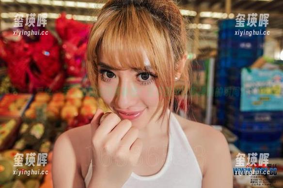 爱丝 - 若兮私藏的图库秘密：分享那些让你捧腹的瞬间！