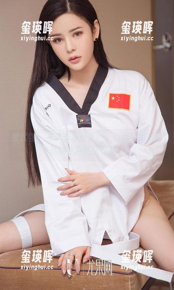 爱尤物 - 金梓琳运动壁纸：让我觉得自己都能变得这么积极！