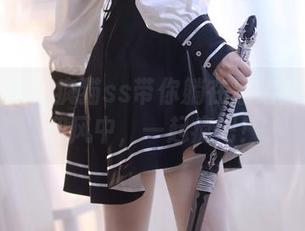 重磅更新！疯猫ss带你躺在思绪里的夏日和风中，一起疯吧！