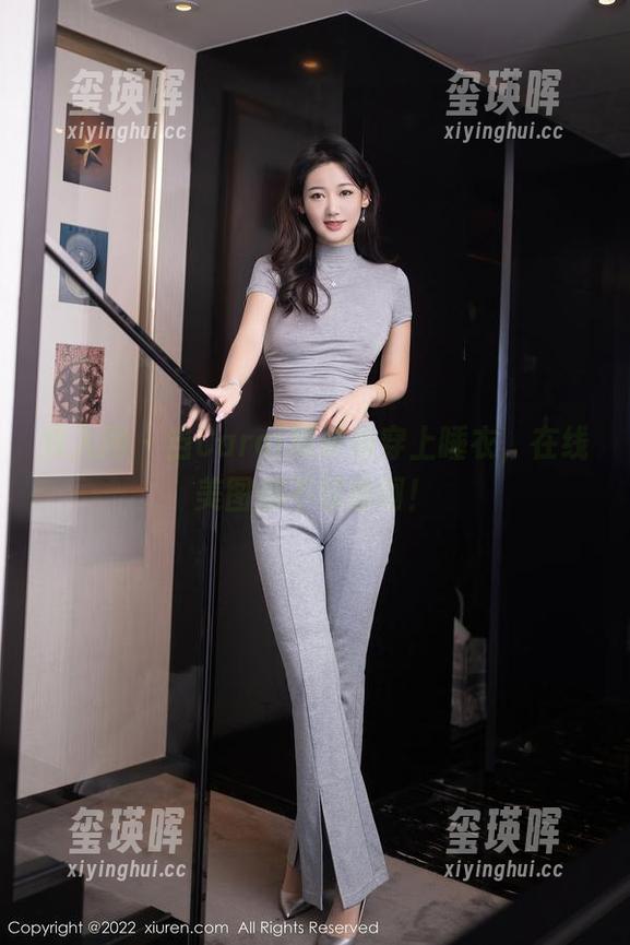 秀人网 - 当Carol周妍希穿上睡衣，在线美图都不够看啊！