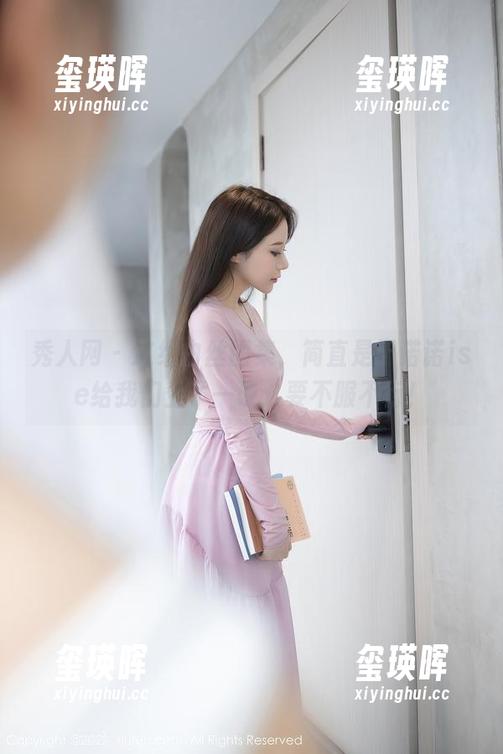 秀人网 - 这组白丝图集，简直是于诺诺ise给我们上了一课：要不服不行！