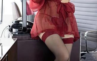 秀人网 - 闲来无事翻任莹樱Jenny的丰腴秘书合集，竟然有点沉迷