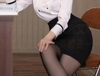 秀人网 - 奈奈子：更新美图又来一波，这双美足真的……真的是……