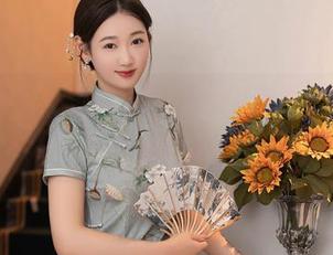 秀人网 - 林文文的私拍图包，女王气质满溢，吸引目光的同时，也让你怀疑人生。