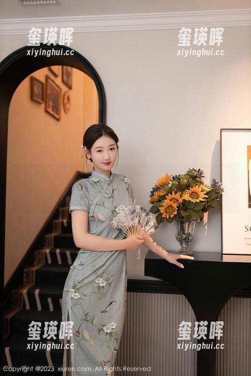 秀人网 - 林文文的私拍图包，女王气质满溢，吸引目光的同时，也让你怀疑人生。
