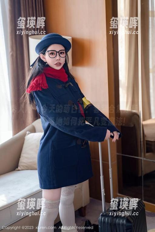 秀人网-萌白酱 秀人网 - 今天的萌白酱:套装合集分享,快来看看她如何把平凡变魔法!