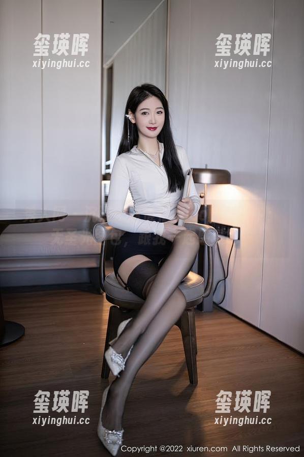 秀人网-赵惟依coco 秀人网 - 沉浸于赵惟依coco的美腿中:无圣光图包,跟我一起感受吧!