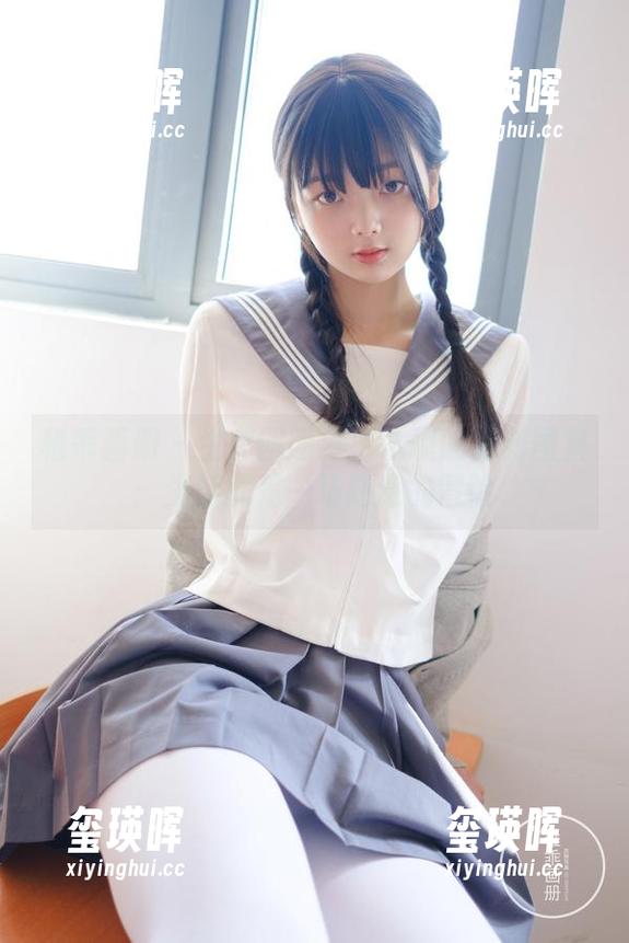 稚乖画册 - 生煎团团与小木屋的写真图集：生活就是一场随意的冒险
