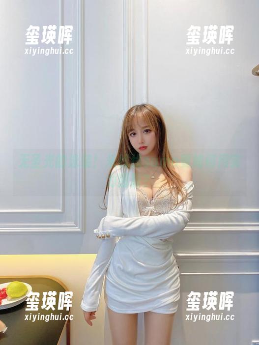 无圣光的泳装！米线线sama要如何用实力圈粉？