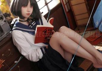 叫我丝袜探险家，纸悦Etsu_ko的图片资源探秘之旅！