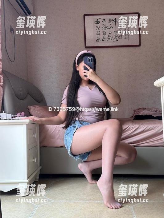 微密圈 - 美邵女Baby带你进入少女的梦境，合集中的每一张都是心动！