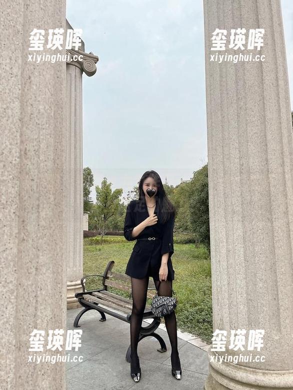 微密圈 - 软妹小九九作品大赏：谁能抗拒肉丝玉足的魅力？