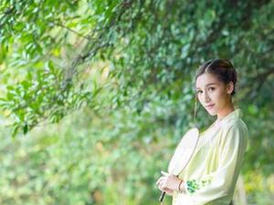 轰趴猫 - 艾小青的户外写真资源，仿佛开启了夏天的清凉大门！