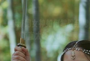 微密圈 - 看辣妈女神如何驾驭红裙，福利简直太诱人了！