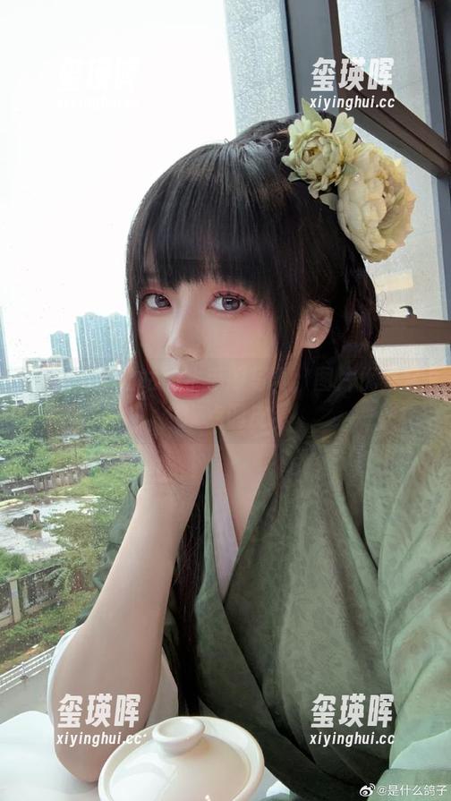 阿九从不咕咕的水手服写真，图片优雅又带点调皮