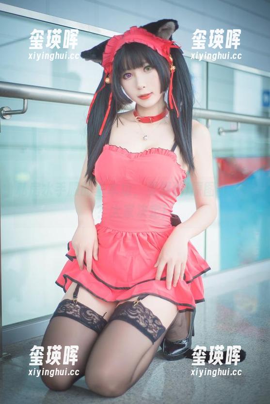 私房水手服的基本功，雯粥粥i原图可还行？大家决定！