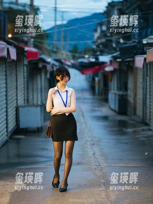 魔物喵nigisa的浴室写真，总有些让人忍不住想分享的瞬间