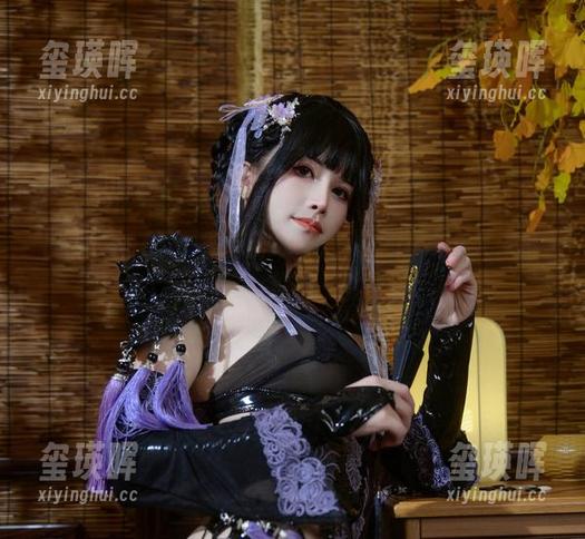 鹿八岁baby 最新cos的白婚纱花嫁,鹿八岁baby又来撒糖了!